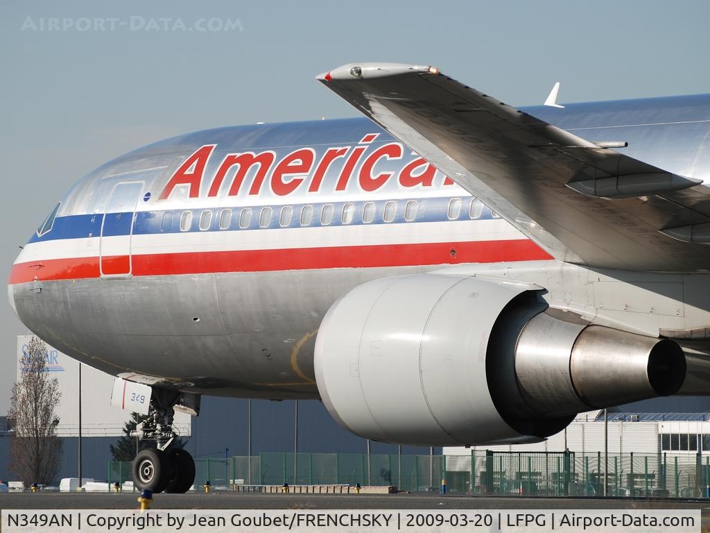 N349AN, 2003 Boeing 767-323 C/N 33088, AA aux //