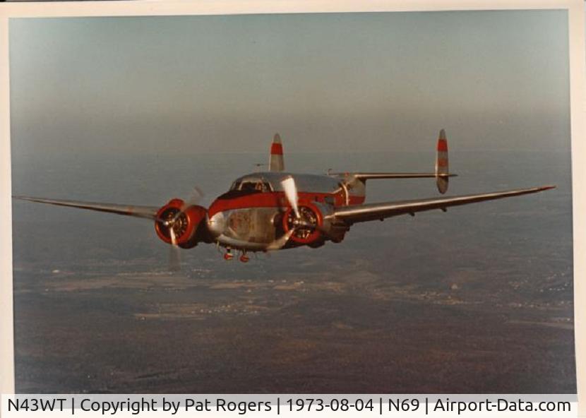 N43WT, 1943 Lockheed 18-56 Lodestar Lodestar C/N 18-2565, N-43WT was originally owned by Actress Barbra Hutton and used to fly her from set to set around the country. In the early seventies it was sold to the Sweets,  Sandy, Willy & Bobby.  Based at The Stormville New York Sport Parachute Center. It hauled Skydi