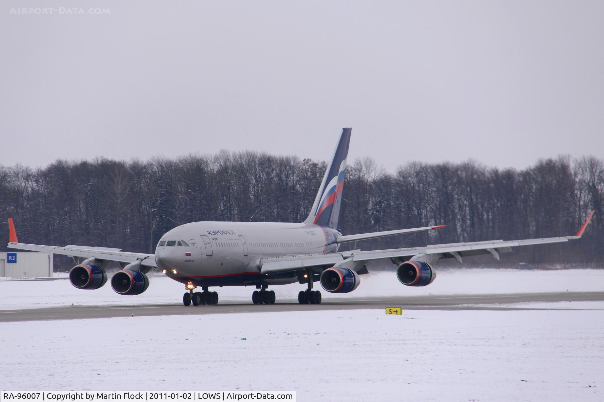 RA-96007, 1992 Ilyushin Il-96-300 C/N 74393201004, .