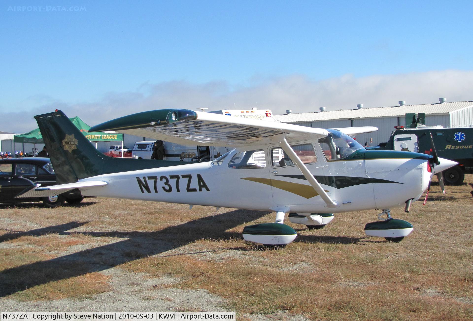 N737ZA, 1977 Cessna 172N C/N 17269791, Santa Cruz County SHERIFF 1977 Cessna 172N at 2010 Watsonville Fly-In