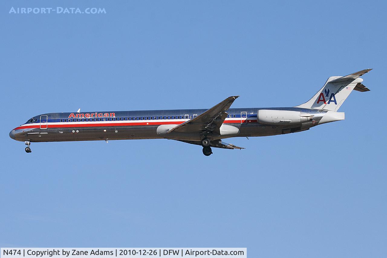 N474, 1988 McDonnell Douglas MD-82 (DC-9-82) C/N 49649, American Airlines at DFW Airport