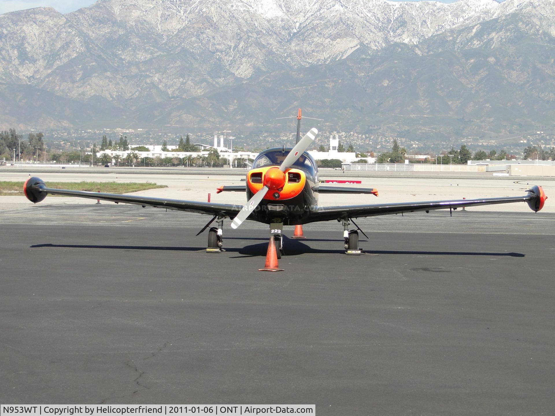 N953WT, 1976 SIAI-Marchetti SF-260W Warrior C/N 289/24-01, Parked on the southside