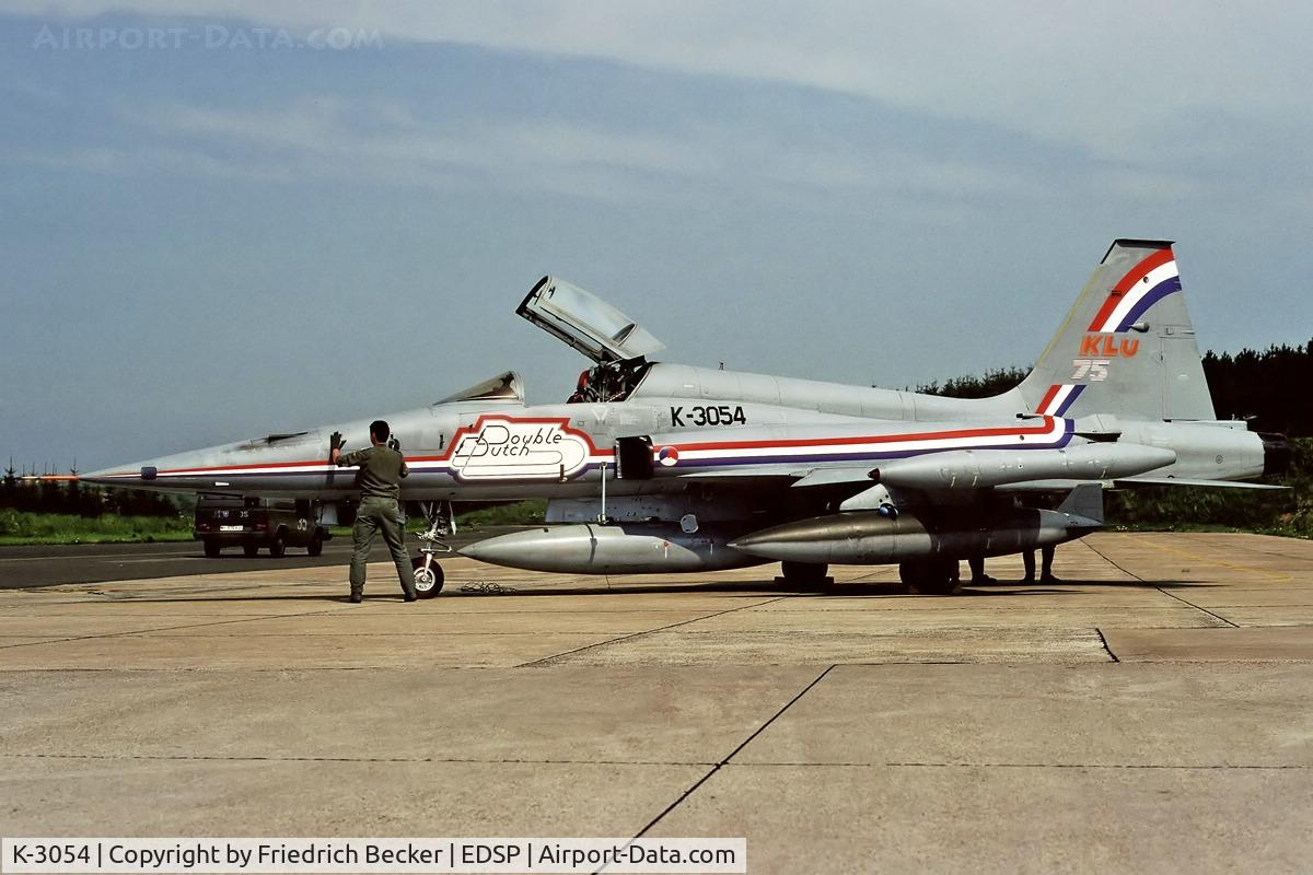K-3054, 1971 Canadair NF-5A Freedom Fighter C/N 3054, flightline at Fliegerhorst Pferdsfeld