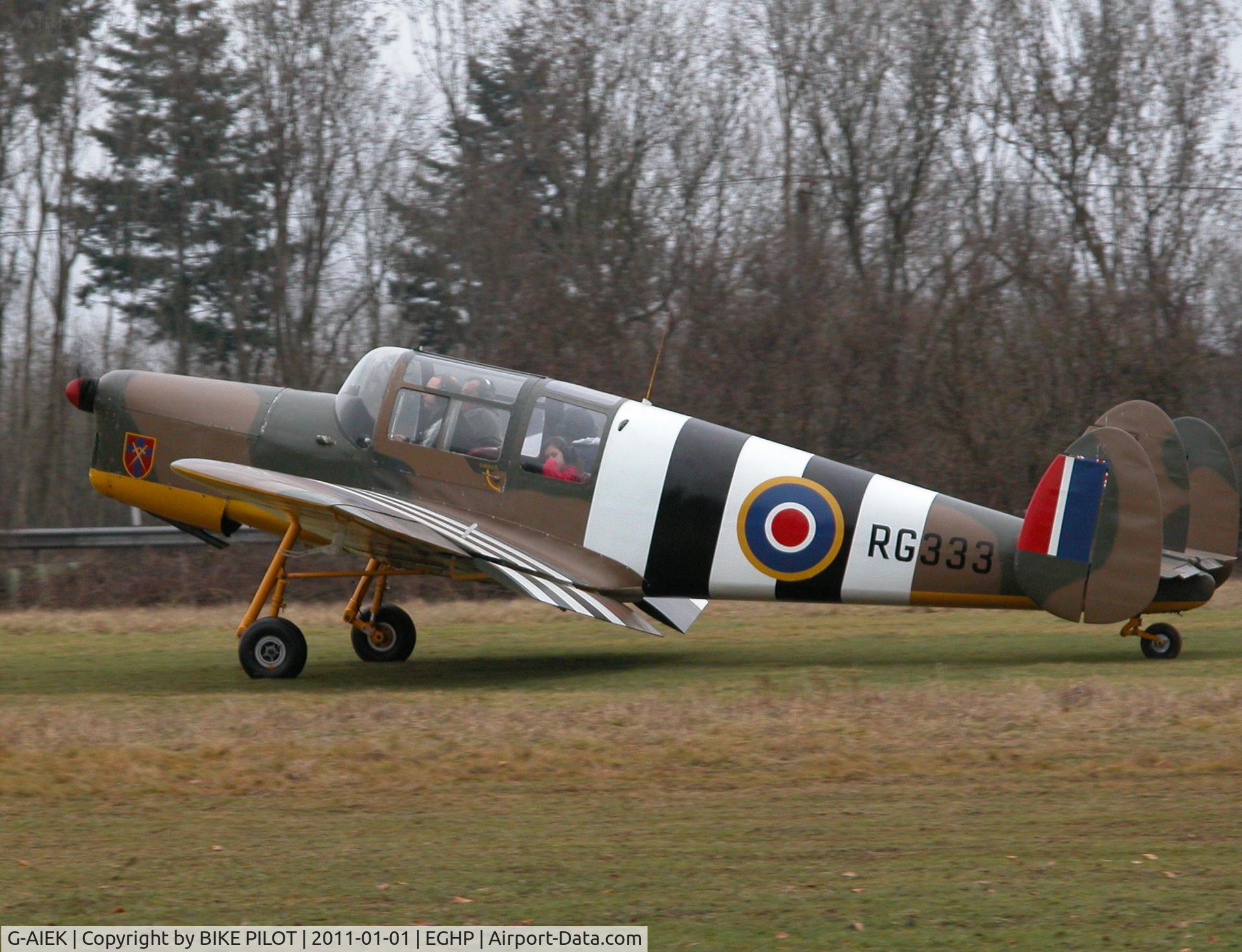 G-AIEK, 1946 Miles M38 Messenger 2A C/N 6339, Messenger taxying in