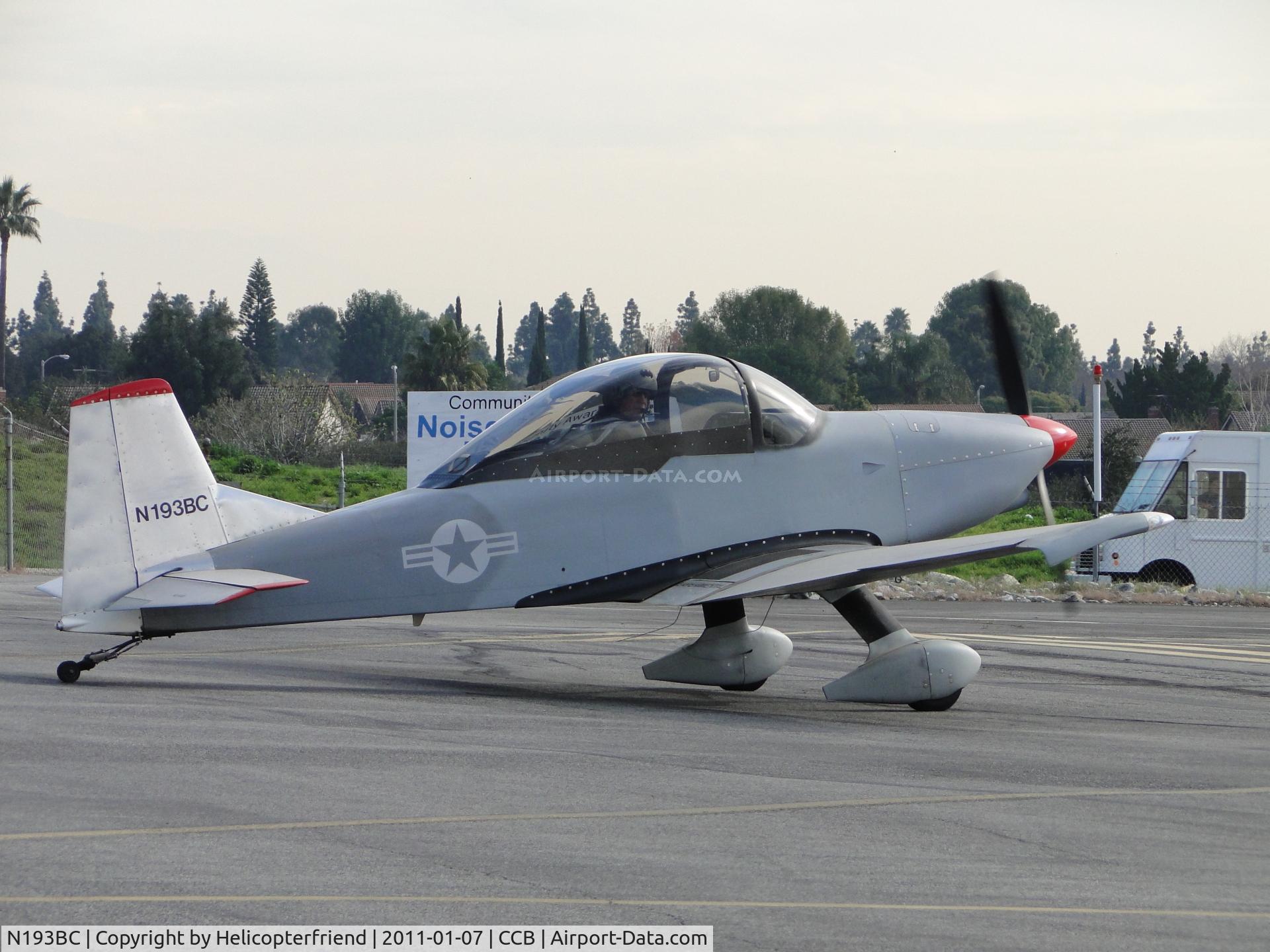 N193BC, 2007 Bushby Mustang II C/N M-II 193, Waiting to take off on runway 24, looking westbound