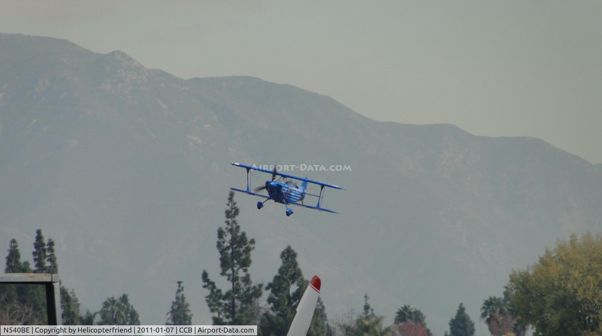 N540BE, Christen Eagle II C/N 0001 (N10AL), Approaching the outer fence