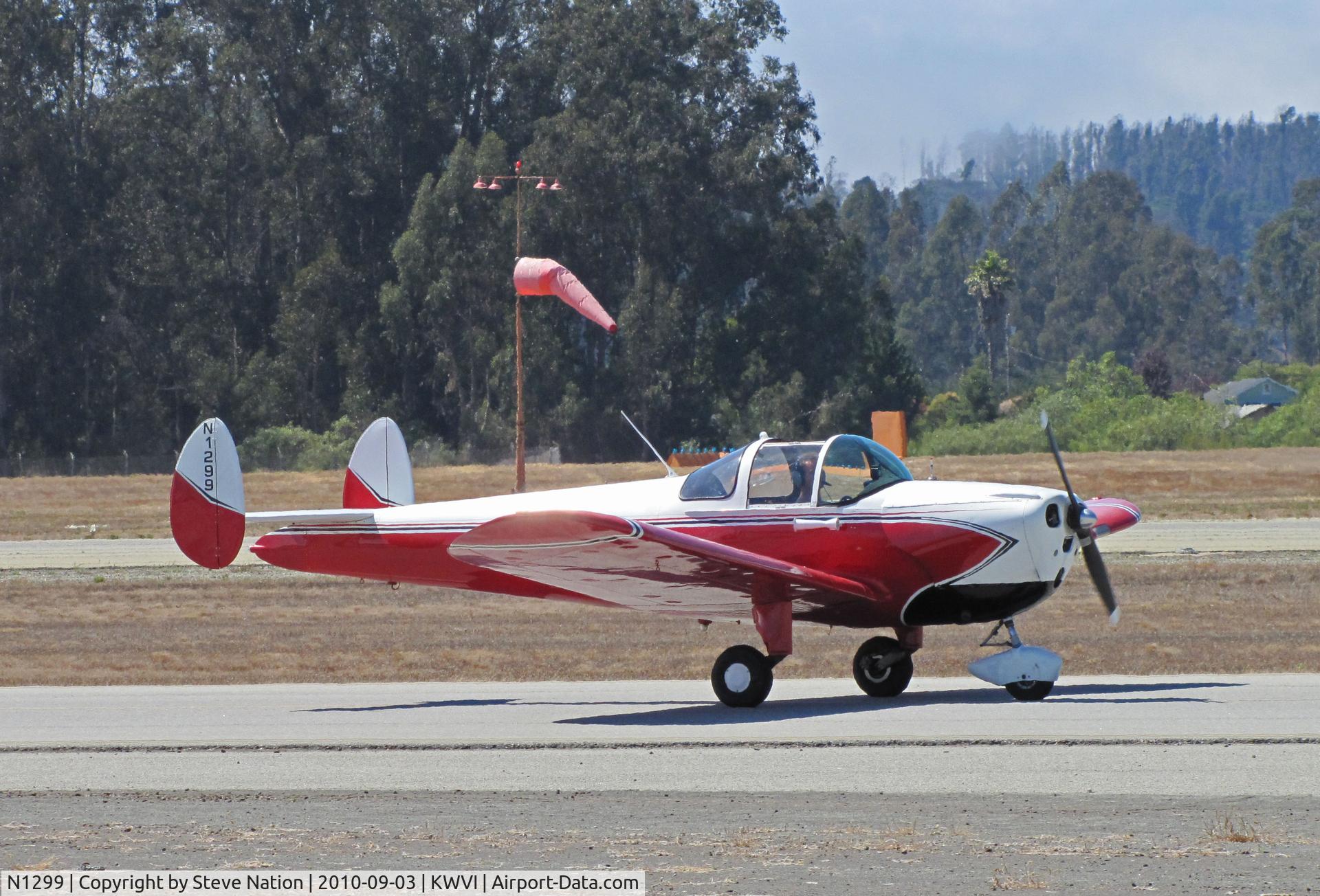 N1299, 1947 Erco 415E Ercoupe C/N 4590, 1947 Ercoupe 415-E taxiing at 2010 Watsonville Fly-In