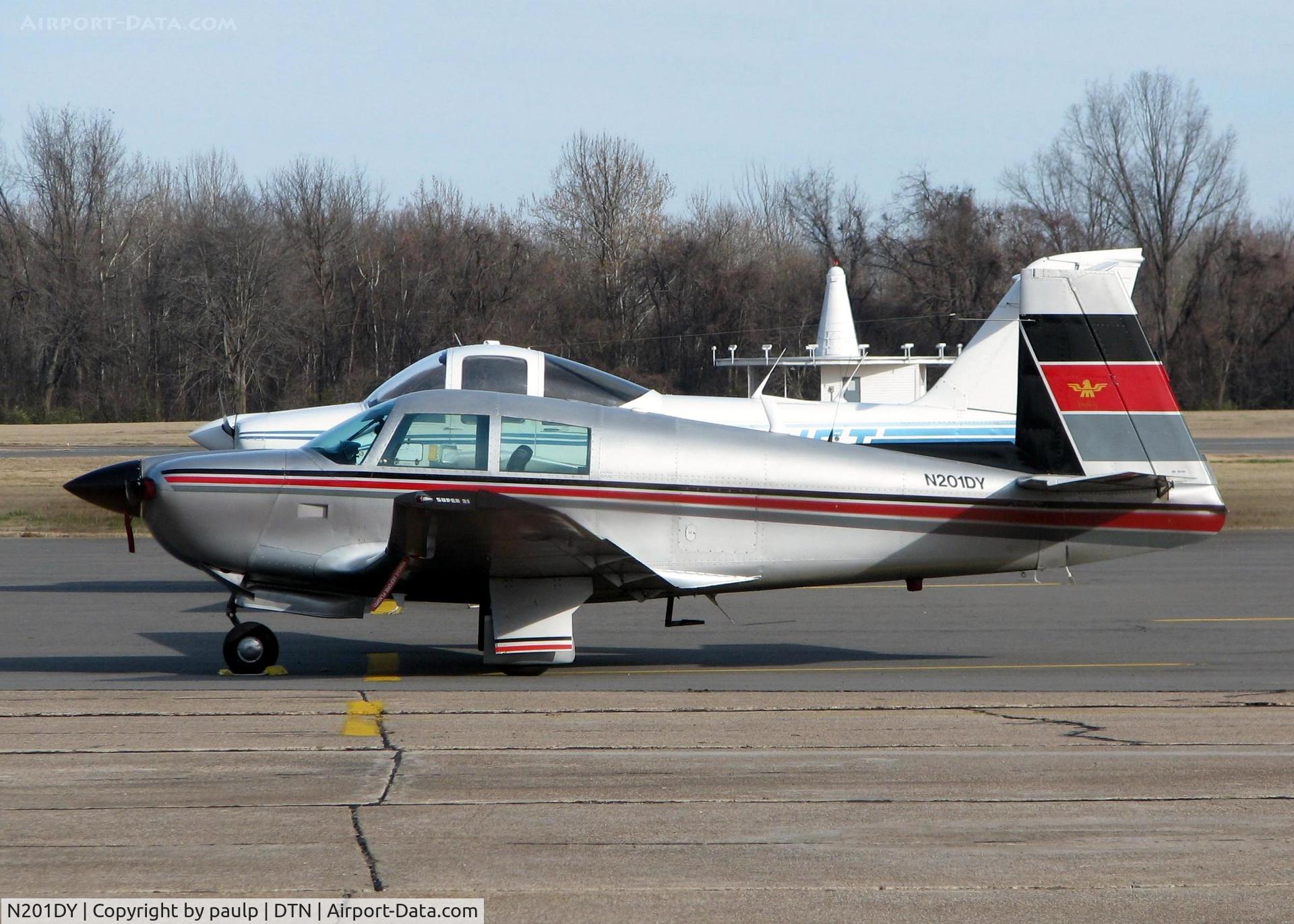 N201DY, 1965 Mooney M20E C/N 857, At Downtown Shreveport.