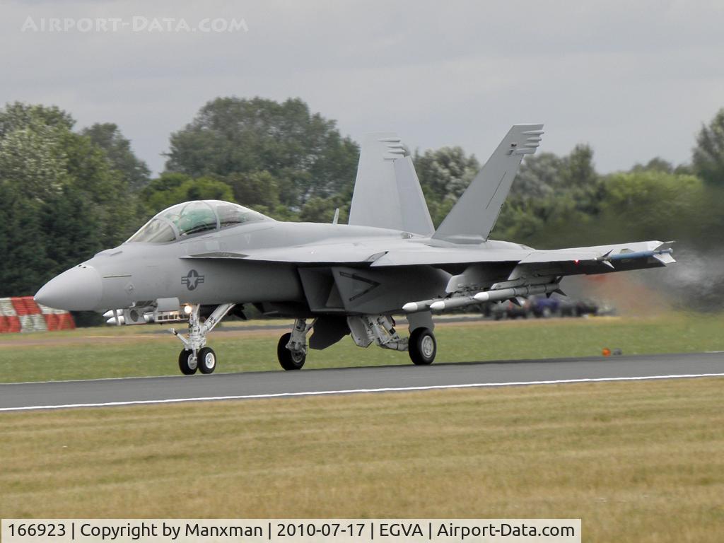 166923, Boeing F/A-18F Super Hornet C/N F231, US Navy F-18 Super Hornet 166923 flying at RIAT 2010