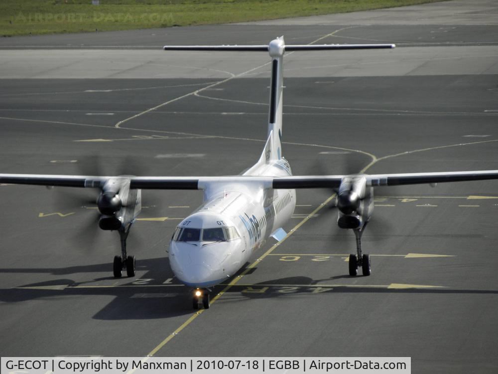 G-ECOT, 2009 De Havilland Canada DHC-8-402Q Dash 8 C/N 4251, Flybe Dash G-ECOT taxiing up to Terminal