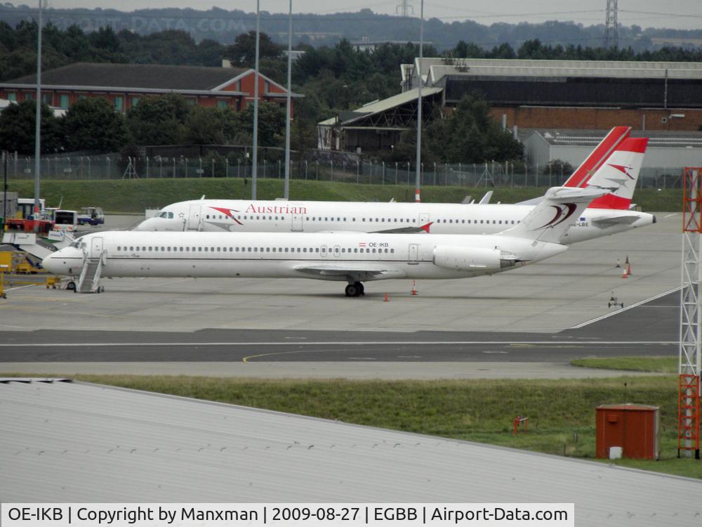 OE-IKB, 1986 McDonnell Douglas MD-83 (DC-9-83) C/N 49448, 5 Austrians in BHX. MD-83 OE-IKB with A321 OE-LBE and B737 OE-LNT behind