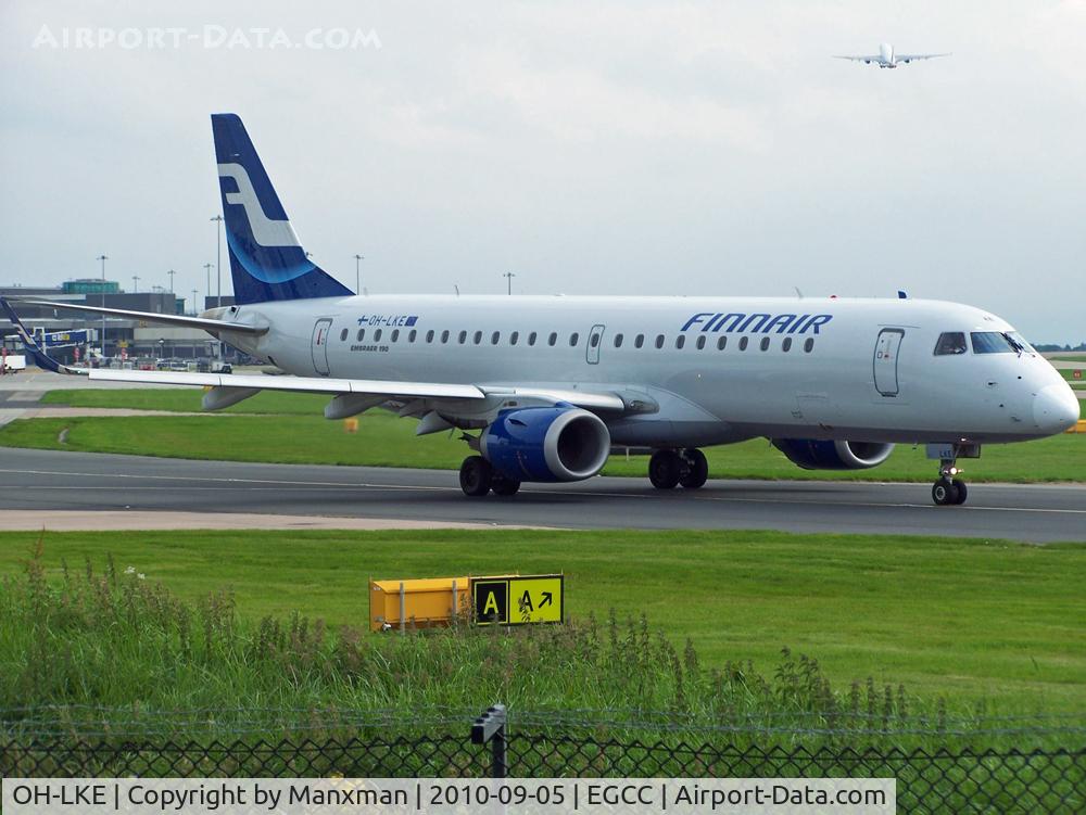 OH-LKE, 2007 Embraer 190LR (ERJ-190-100LR) C/N 19000059, Finnair E190 OH-LKE leaves for Helsinki