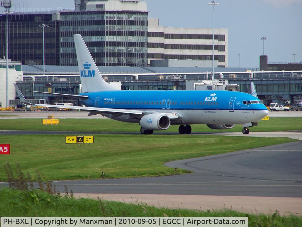 PH-BXL, 2000 Boeing 737-8K2 C/N 30359, KLM B737-800 taxiing out before departing for Amsterdam