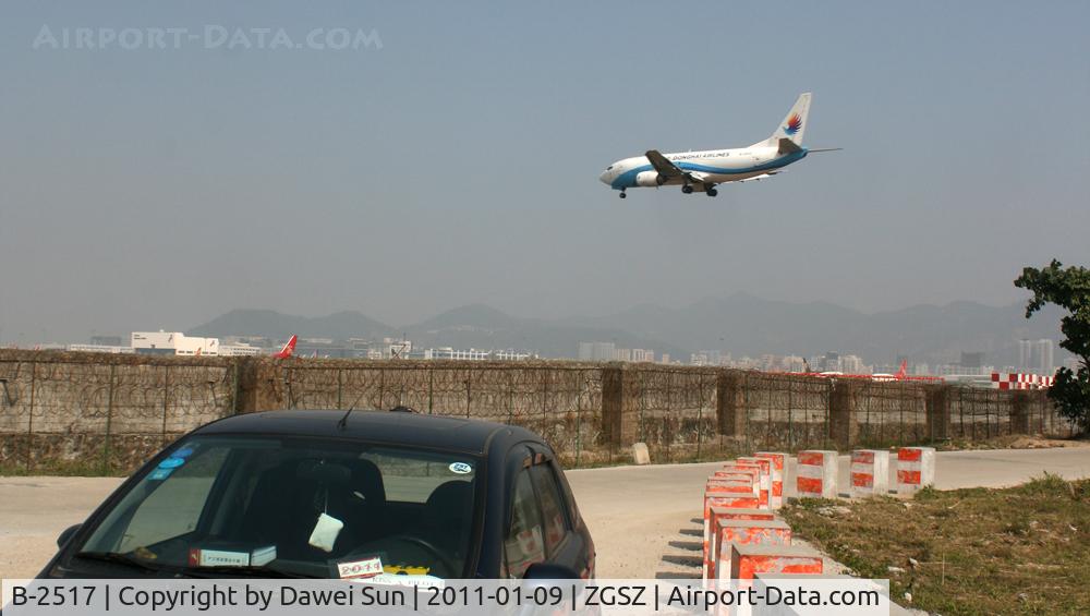 B-2517, 1985 Boeing 737-3W0/SF C/N 23396, Shenzhen    app rwy 33