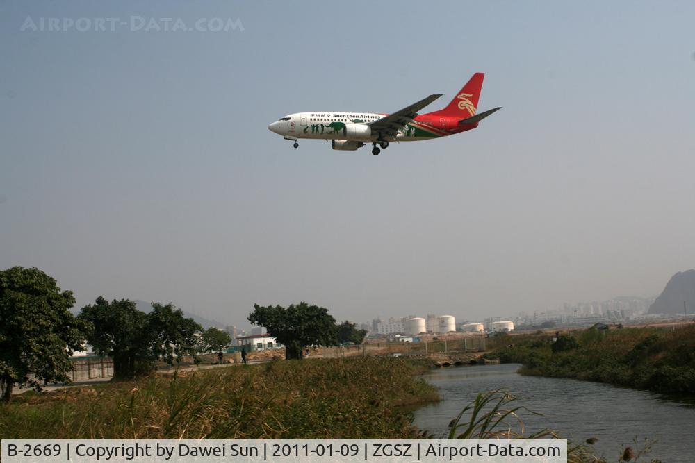 B-2669, 2001 Boeing 737-77L C/N 32722, shenzhenair