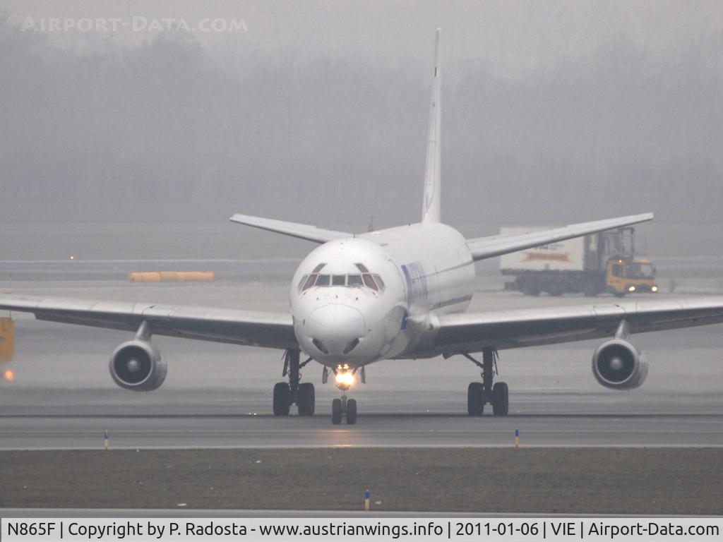 N865F, 1969 Douglas DC-8-63F C/N 46088, Very rare visitor at VIE - that plane flew for Austrian Airlines in 1974