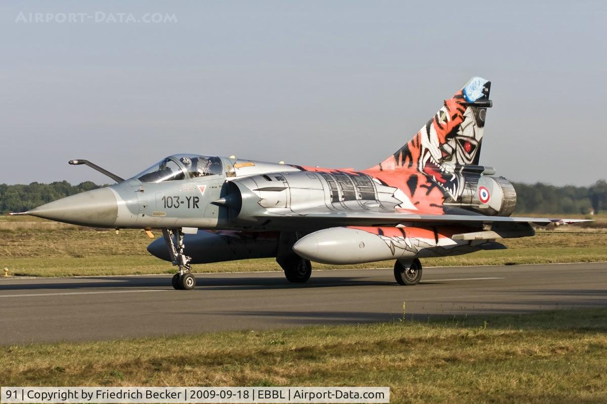 91, Dassault Mirage 2000C C/N 346, taxying to the active