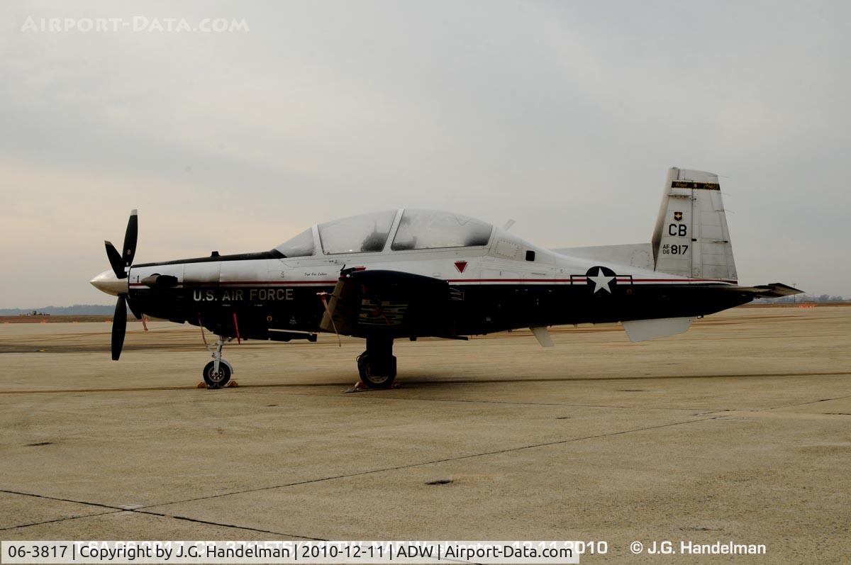 06-3817, 2006 Raytheon T-6A Texan II C/N PT-372, Texan II on a frosty morning