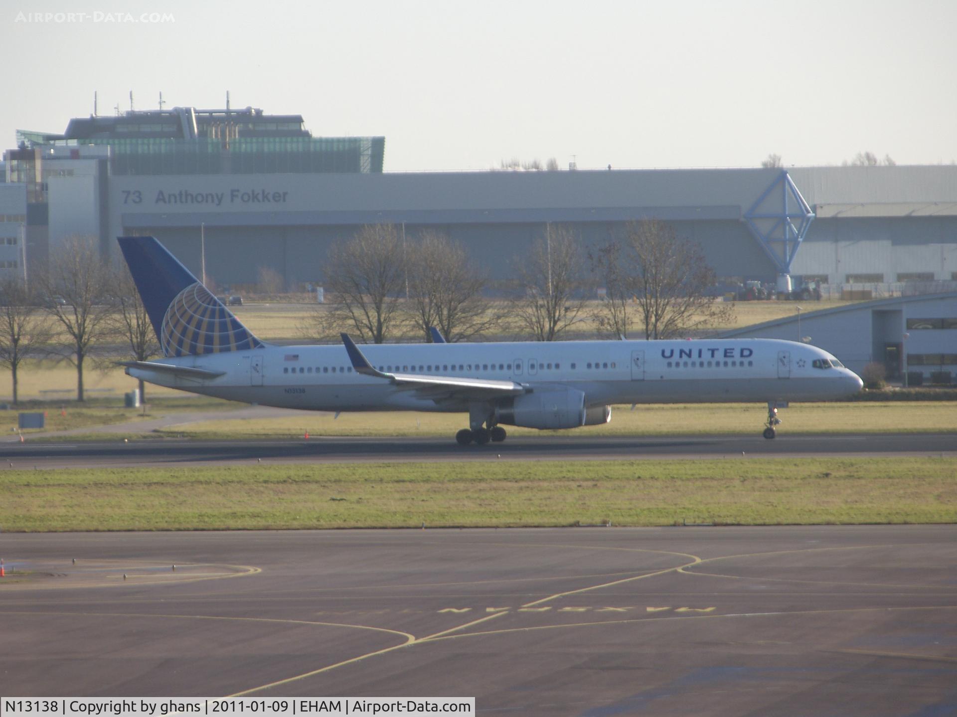 N13138, 1999 Boeing 757-224 C/N 30351, Now flying with United titles