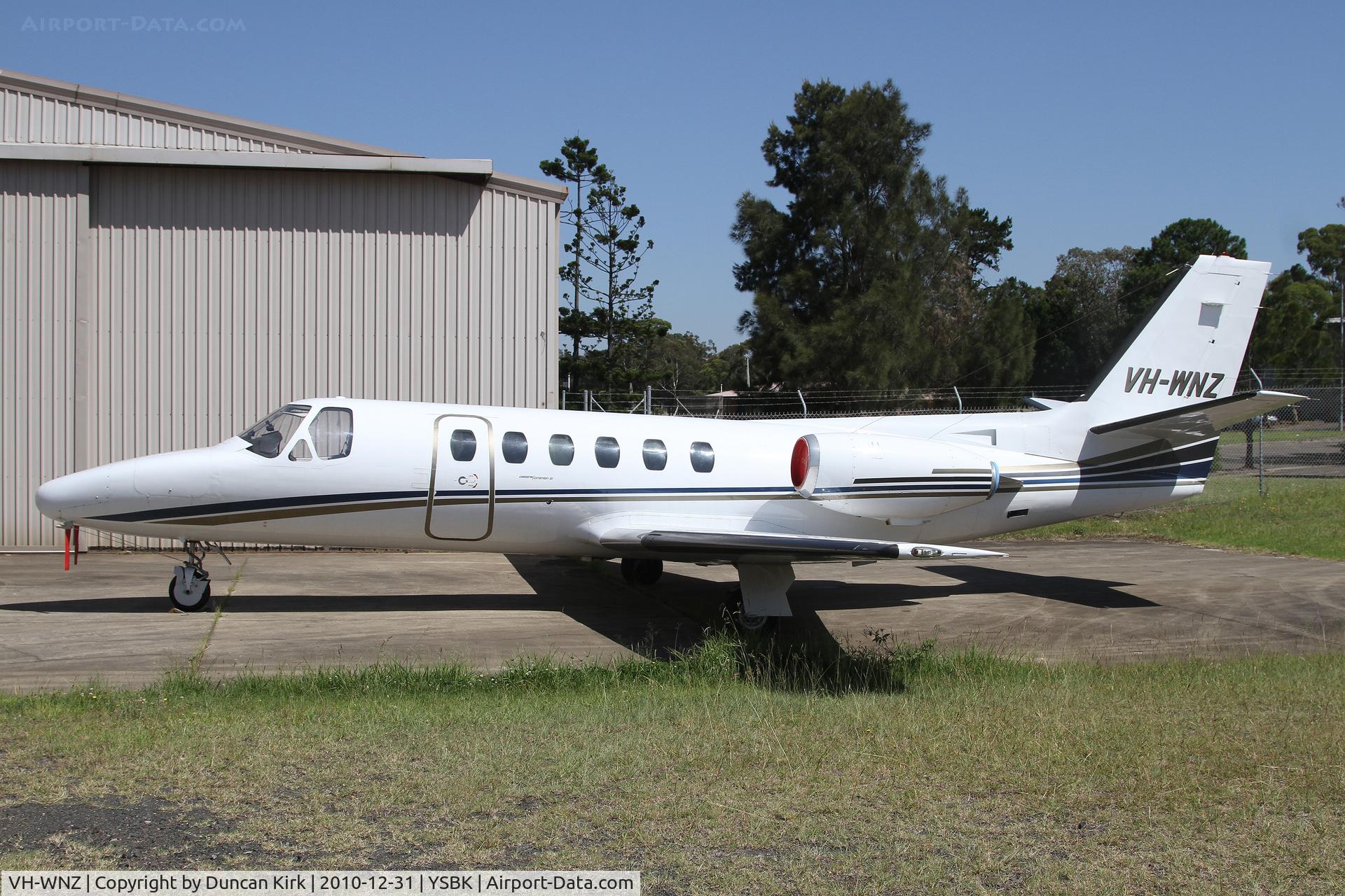 VH-WNZ, 1979 Cessna 550 Citation II C/N 550-0057, Parked on new year's eve at Bankstown