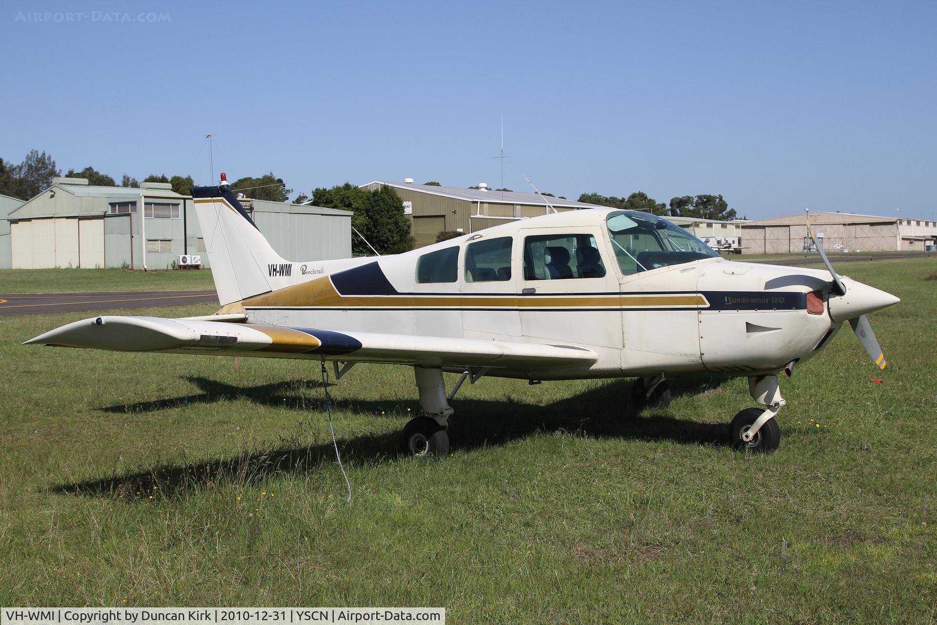 VH-WMI, 1979 Beech C23 Sundowner 180 Sundowner 180 C/N M-2139, Local flying club ride