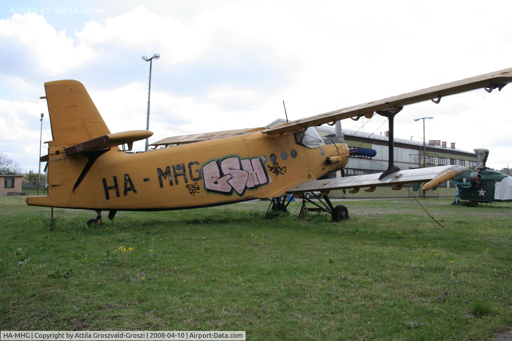 HA-MHG, 1967 Antonov An-2M C/N 601220, Csepel, Lajos Kossuth Grammar school apprentice workshop's yard - Hungary