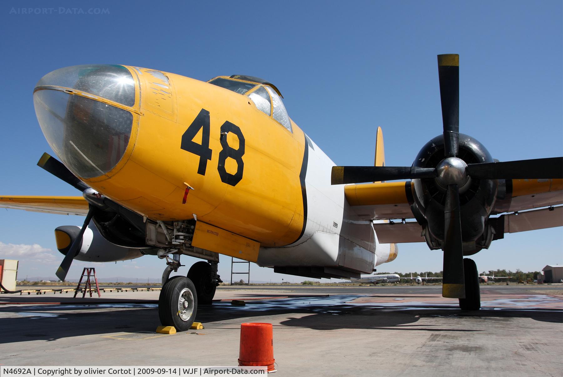 N4692A, 1961 Lockheed SP-2H (P2V-7S) Neptune C/N 726-7247, Note the american flag in the nose !