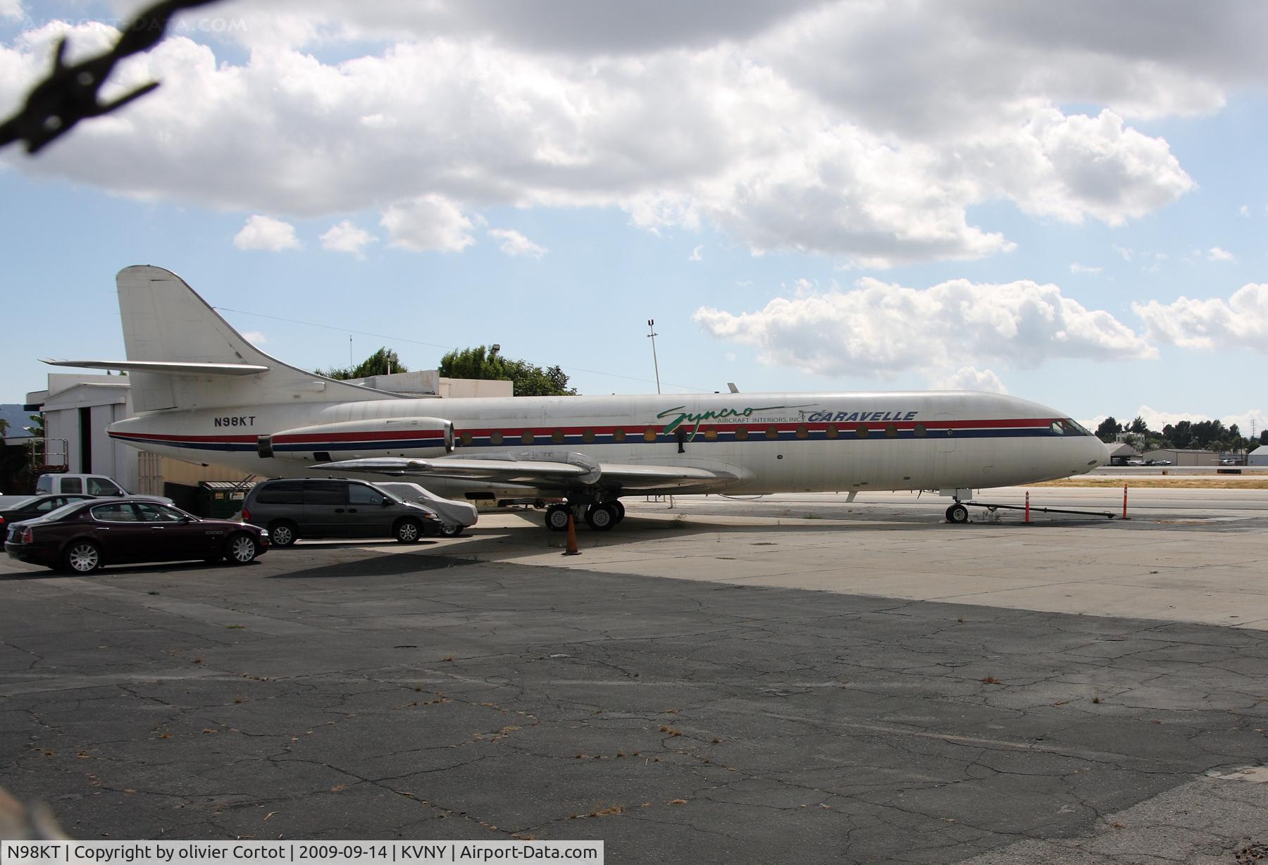 N98KT, Sud Aviation SE-210 Caravelle VI-R C/N 102, A little paint job since 2005...