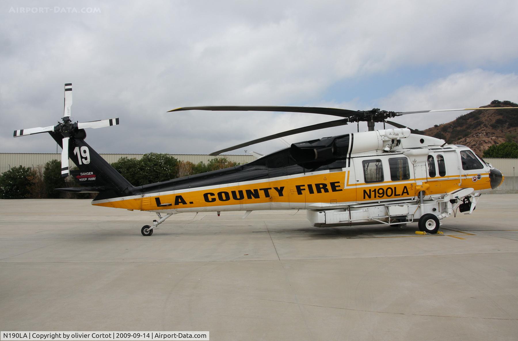 N190LA, Sikorsky S-70A Firehawk C/N 702479, sept 2009