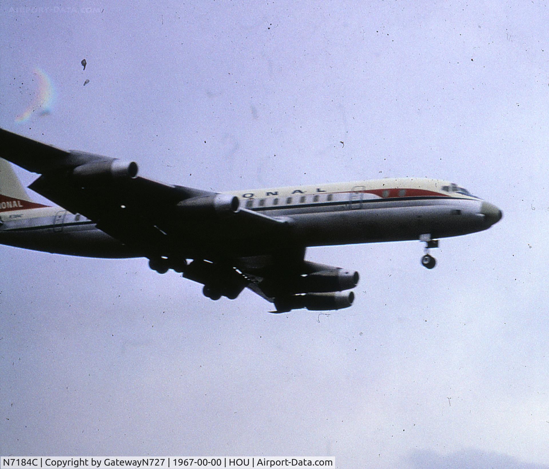 N7184C, 1960 Douglas DC-8-32 C/N 45606, Originally delivered to NW.