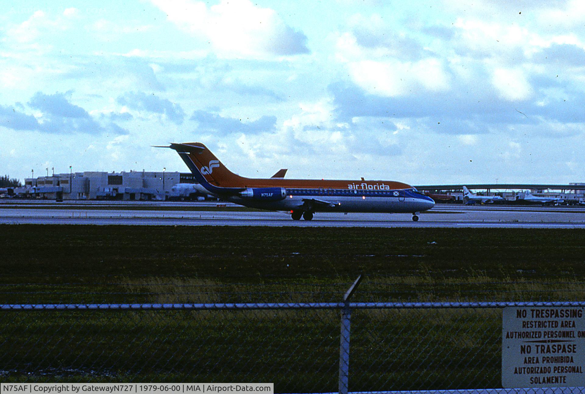 N75AF, 1967 Douglas DC-9-15F C/N 47012, Taking off on 9R. Air Florida.