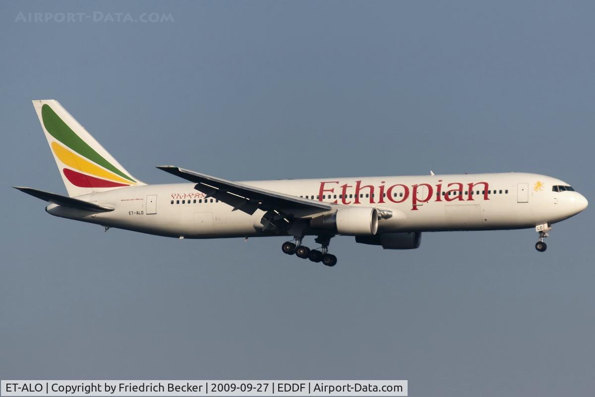 ET-ALO, 2004 Boeing 767-360/ER C/N 33768, on final