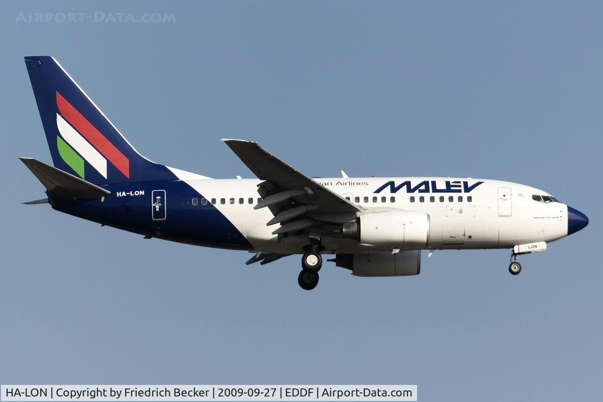 HA-LON, 2004 Boeing 737-6Q8 C/N 29353, on final