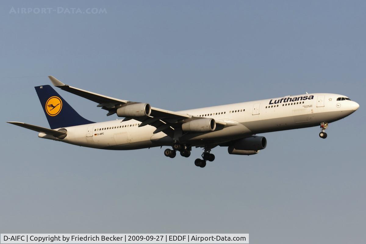 D-AIFC, 2000 Airbus A340-313X C/N 379, on final