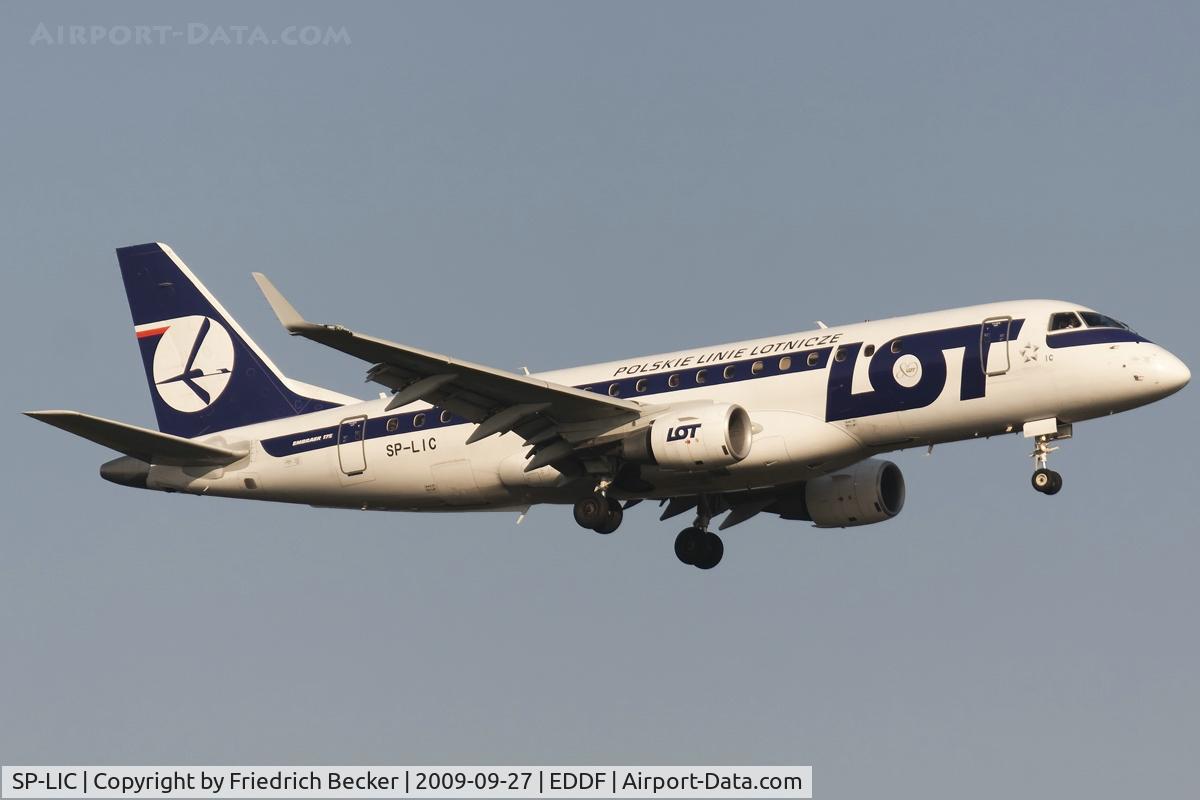 SP-LIC, 2006 Embraer 175LR (ERJ-170-200LR) C/N 17000134, on final