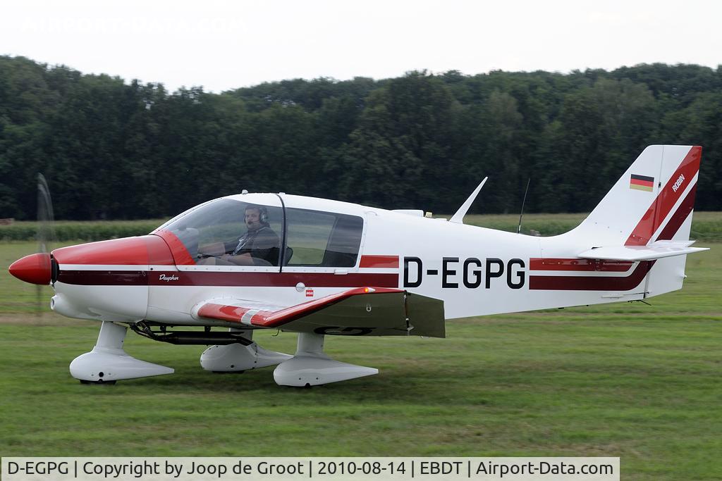 D-EGPG, Robin DR-400-120D Dauphin C/N 1544, oldtimer fly-in 2010