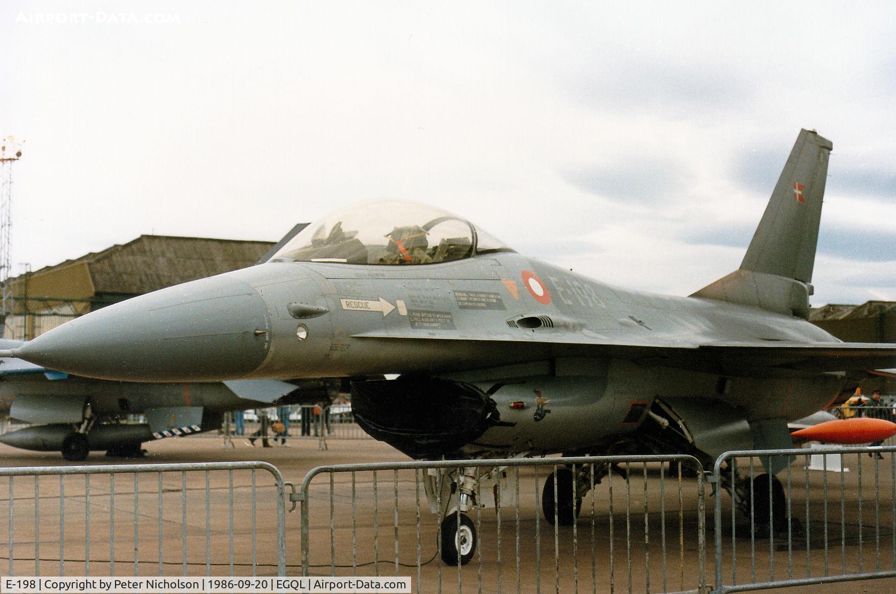 E-198, SABCA F-16AM Fighting Falcon C/N 6F-25, F-16A Falcon of Esk 723 of the Royal Danish Air Force based at Aalborg on display at the 1986 RAF Leuchars Airshow.