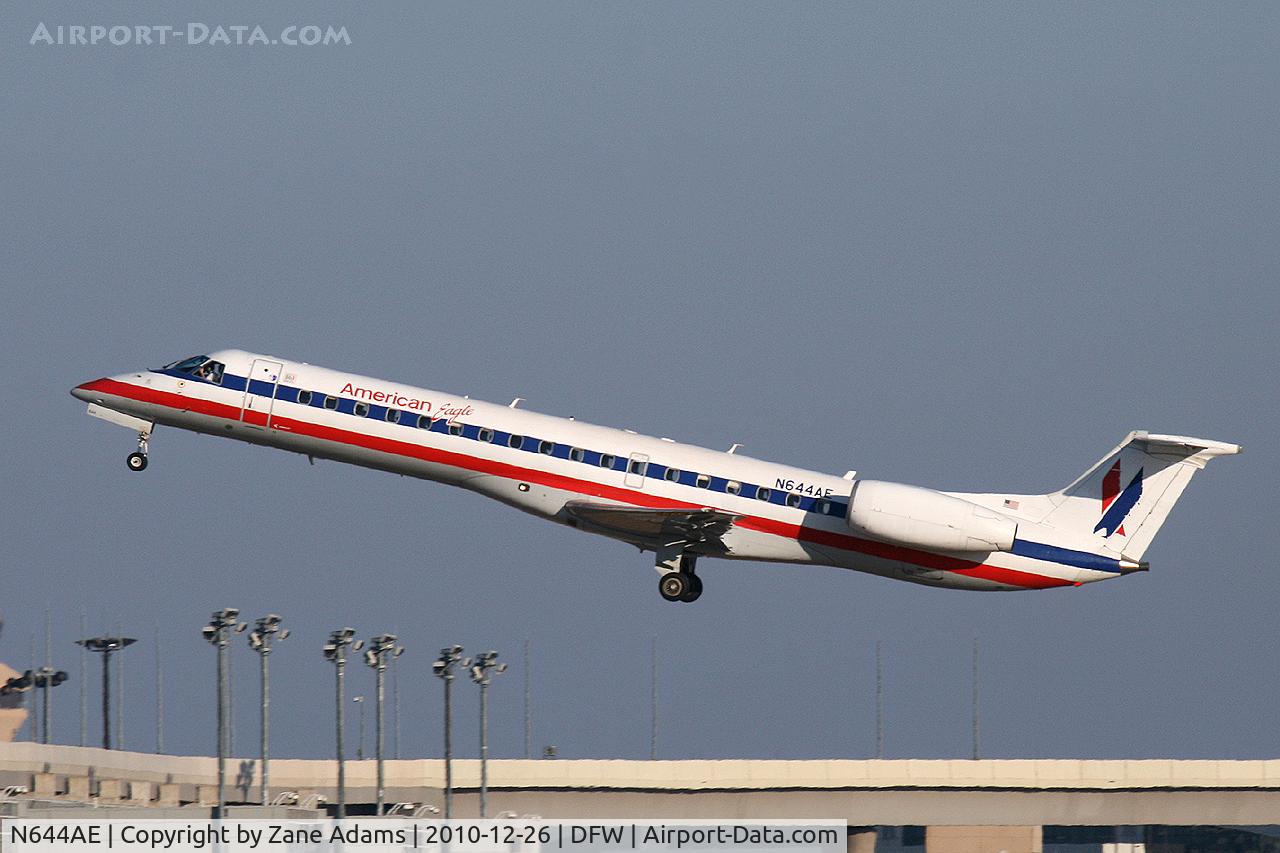 N644AE, 1999 Embraer ERJ-145LR (EMB-145LR) C/N 145204, American Eagle at DFW Airport