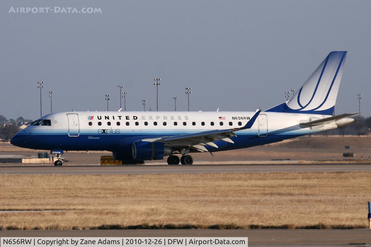 N656RW, 2005 Embraer 170SE (ERJ-170-100SE) C/N 17000113, United Express at DFW Airport