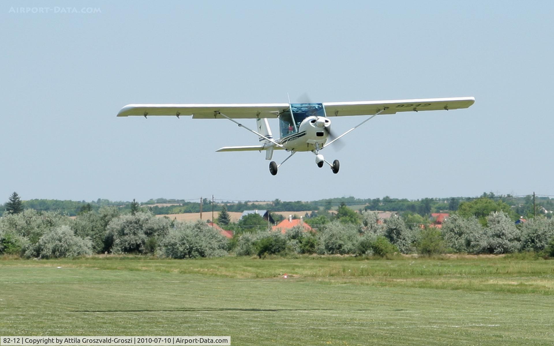 82-12, 2001 Fly Synthesis Storch S C/N 238/A29G, Balatonfökajár Airfield - UL meeting