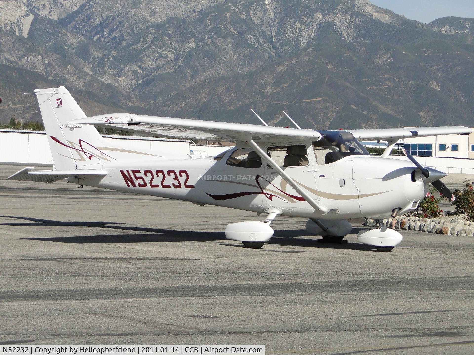N52232, Cessna 172S C/N 172S10870, Parked north of Maniac Mike's Cafe