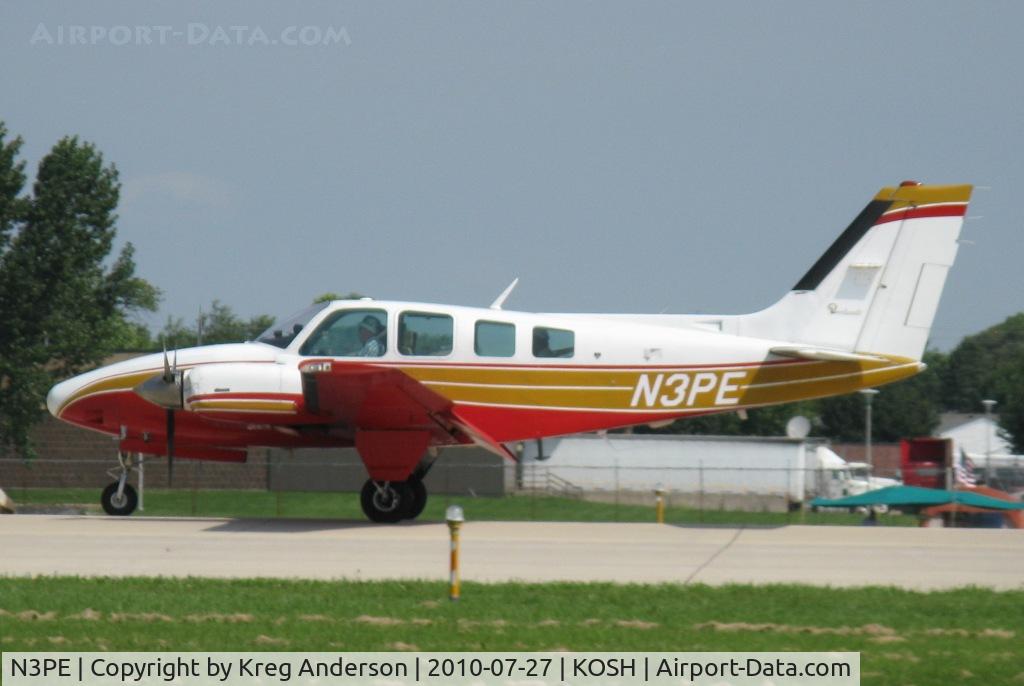N3PE, 1977 Beech 58 Baron C/N TH-820, EAA AirVenture 2010