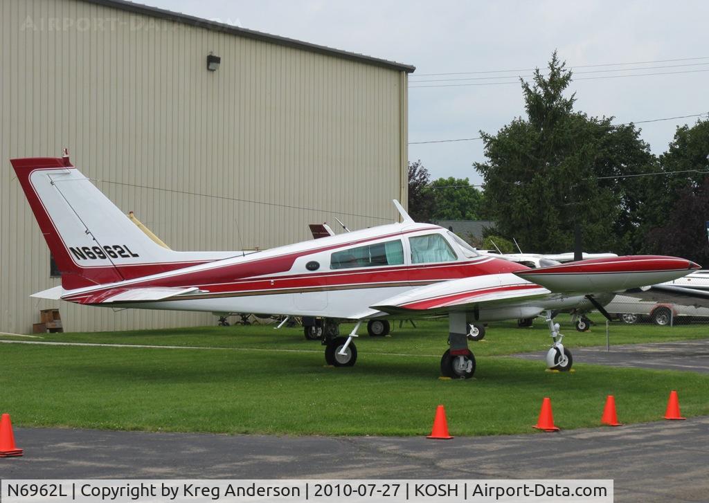 N6962L, 1966 Cessna 310K C/N 310K0062, EAA AirVenture 2010