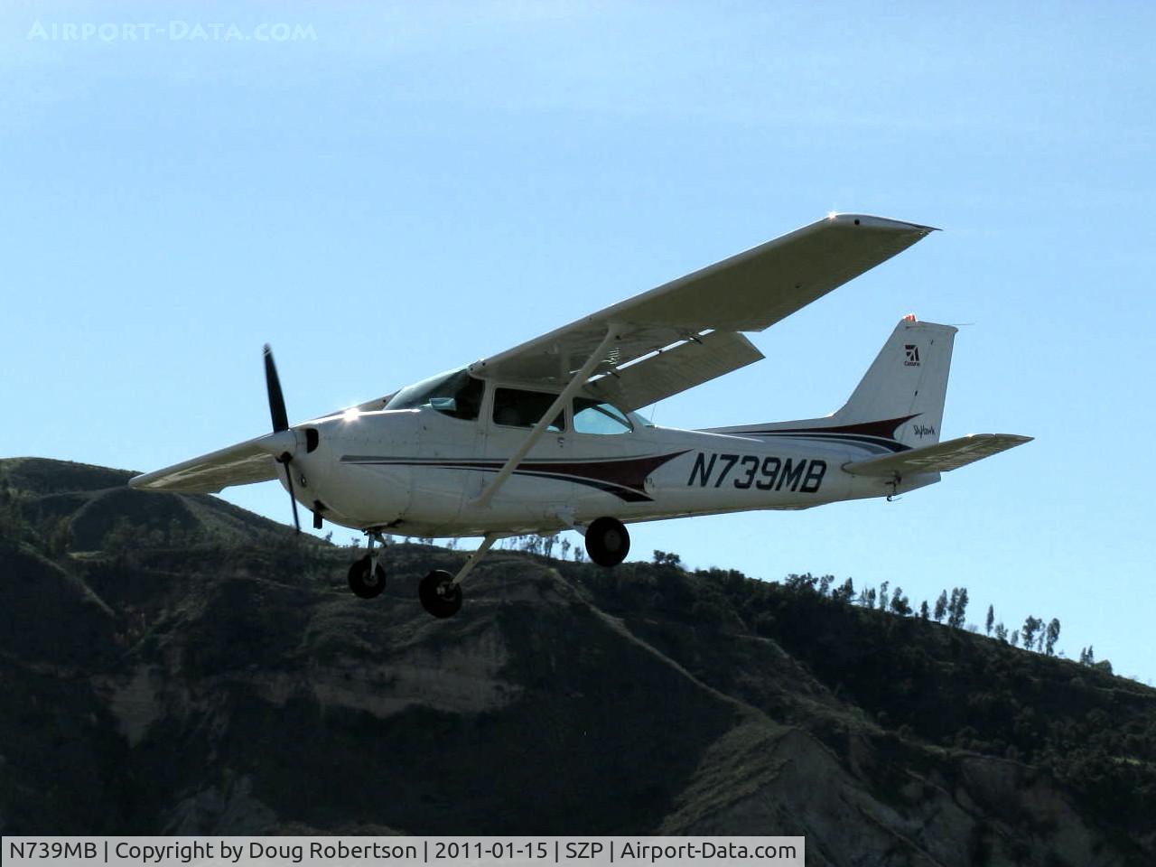 N739MB, 1978 Cessna 172N C/N 17270641, 1978 Cessna 172N SKYHAWK II, Lycoming O-320-H2AD 160 Hp, on final Rwy 04