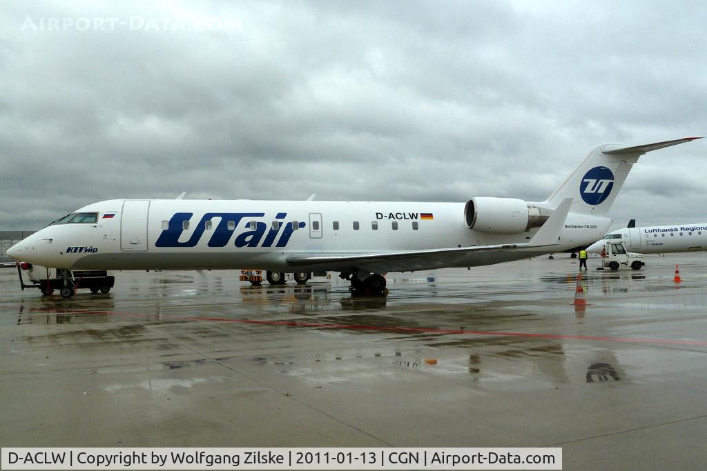 D-ACLW, 1996 Canadair CRJ-200LR (CL-600-2B19) C/N 7114, UTA c/s