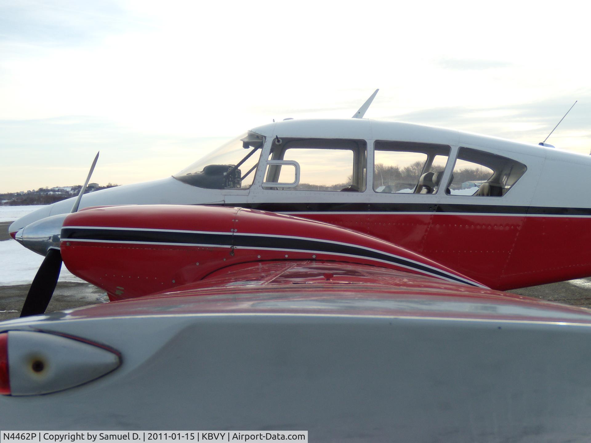 N4462P, 1962 Piper PA-23-160 Apache C/N 23-1983, Wing view of 62P at Beverly Flight Center (KBVY).
