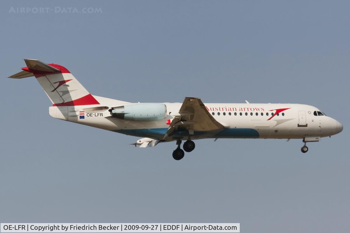 OE-LFR, 1996 Fokker 70 (F-28-0070) C/N 11572, on final RW07R