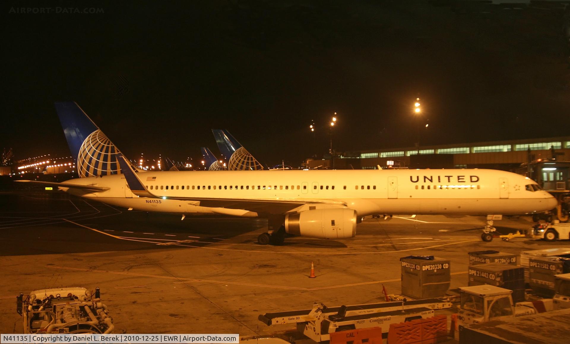 N41135, 1999 Boeing 757-224 C/N 29284, Getting ready for yet another trans-Atlantic sortie