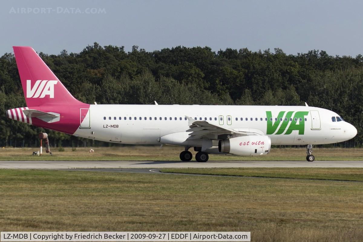 LZ-MDB, 2007 Airbus A320-214 C/N 3125, departing via RW18W