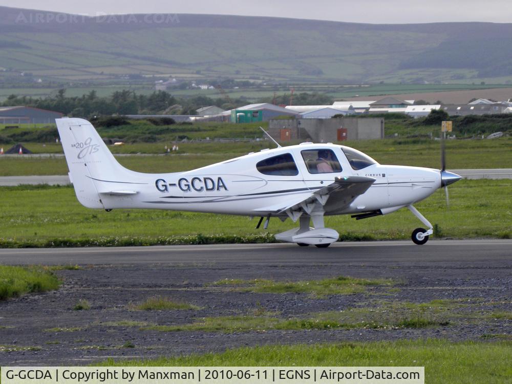 G-GCDA, 2008 Cirrus SR20 G3 GTS C/N 1962, Cirrus G-GCDA departs IOM
